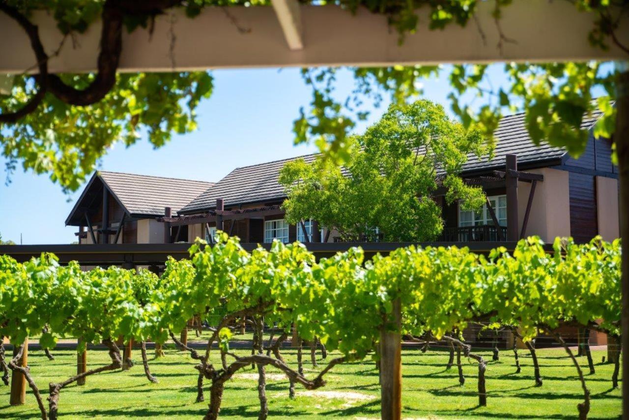 Novotel Vines Resort Swan Valley The Vines Exteriör bild